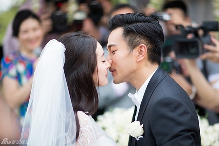 Dương Mịch&nbsp;và Hà Dương Lục tuyên bố ly hôn năm 2018.