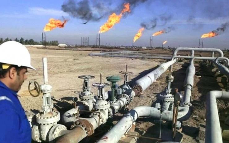 Đường ống dẫn dầu tại tỉnh Kirkuk, Iraq. Nguồn: AP.