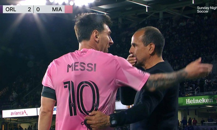 Messi có thể cán mốc 900 bàn vào tuần tới sau 1.140 trận ít hơn 96 trận so với Ronaldo khi cùng thành tích. (Ảnh: MLS)