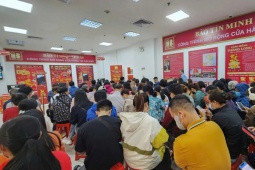 Giá vàng hôm nay mới nhất (4/3) giảm "không phanh": Khách mua 1 cây trở lên bị "nợ" vàng