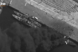 [VIDEO] Chiến dịch "Cuồng nộ kinh hoàng": Mỹ nói loại khỏi vòng chiến hàng loạt tàu Iran