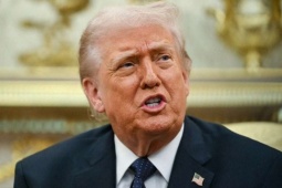 Ông Trump bất ngờ công kích gay gắt Tổng thống Zelensky