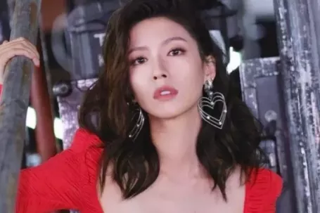 Á hậu bị nhà đài đuổi việc