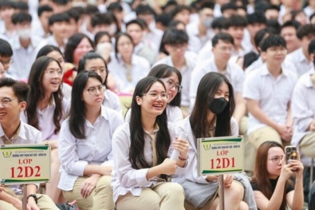 Siết chặt thi ngoại ngữ 6 bậc: Phải công khai đề án 60 ngày trước kỳ thi