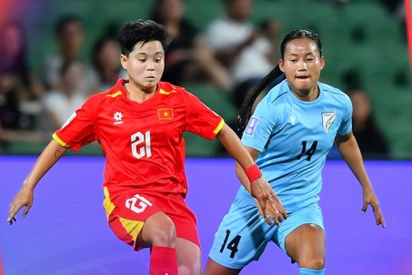 Cô gái dân tộc Thái hóa người hùng ĐT nữ Việt Nam, nói gì về bàn thắng phút bù giờ?