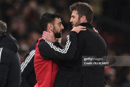 Fernandes ra yêu sách để ở lại MU: Đoạt vé dự Cúp C1 & giữ chân Carrick