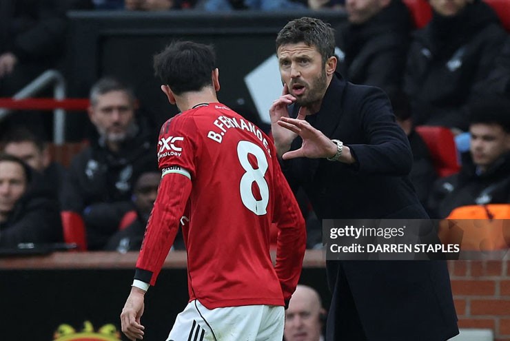 Fernandes muốn làm việc lâu dài với HLV Carrick