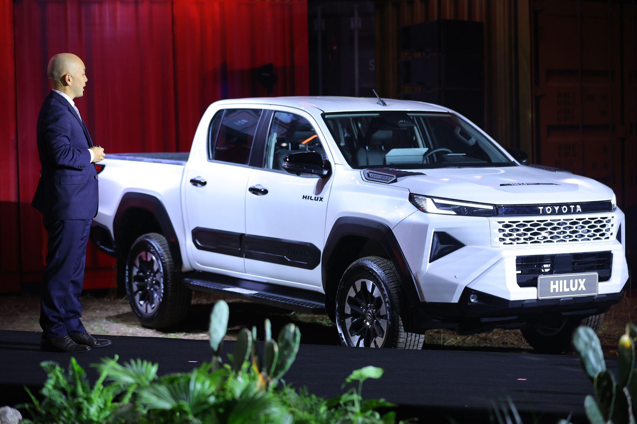 Hilux hoàn toàn mới. Ảnh: TMV