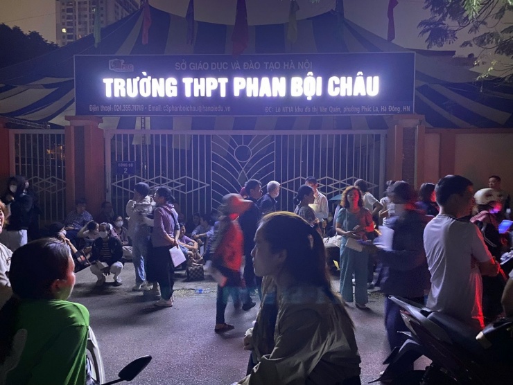 Tuyển sinh lớp 10 ở Hà Nội: Chưa chốt ngày thi đã căng thẳng - 2