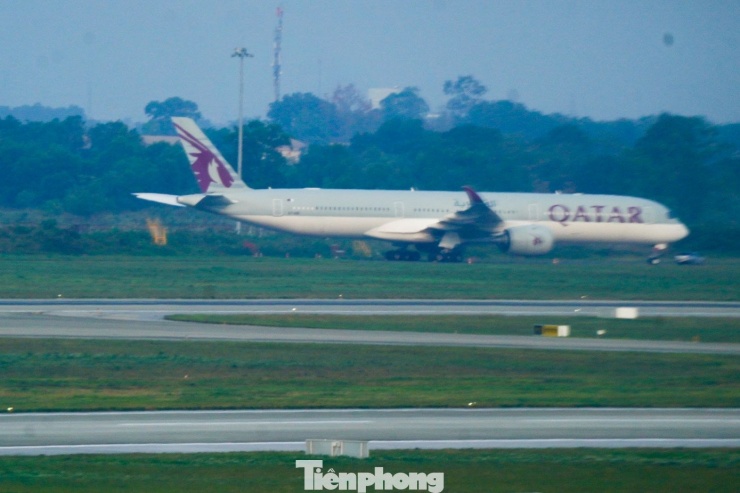 Cận cảnh máy bay 'nhà giàu' Trung Đông đang tránh chiến sự ở Nội Bài - 6