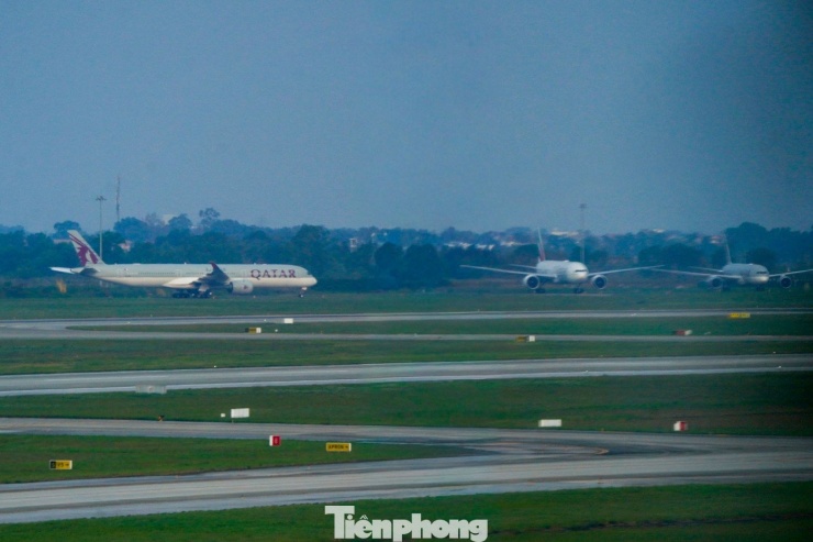 Cận cảnh máy bay 'nhà giàu' Trung Đông đang tránh chiến sự ở Nội Bài - 12