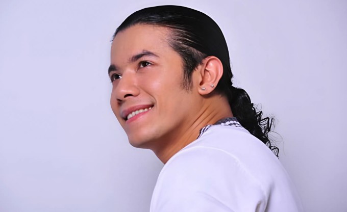 Ca sĩ Kasim Hoàng Vũ.