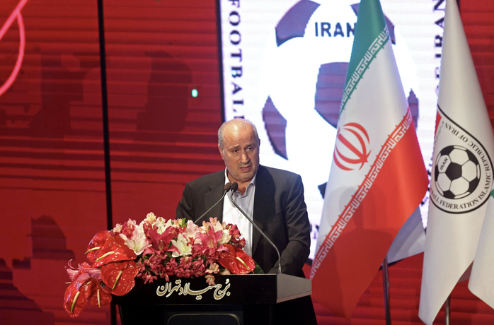 Chủ tịch LĐBĐ Iran Mehdi Taj không được nhập cảnh dự lễ bốc thăm World Cup 2026 tại Mỹ