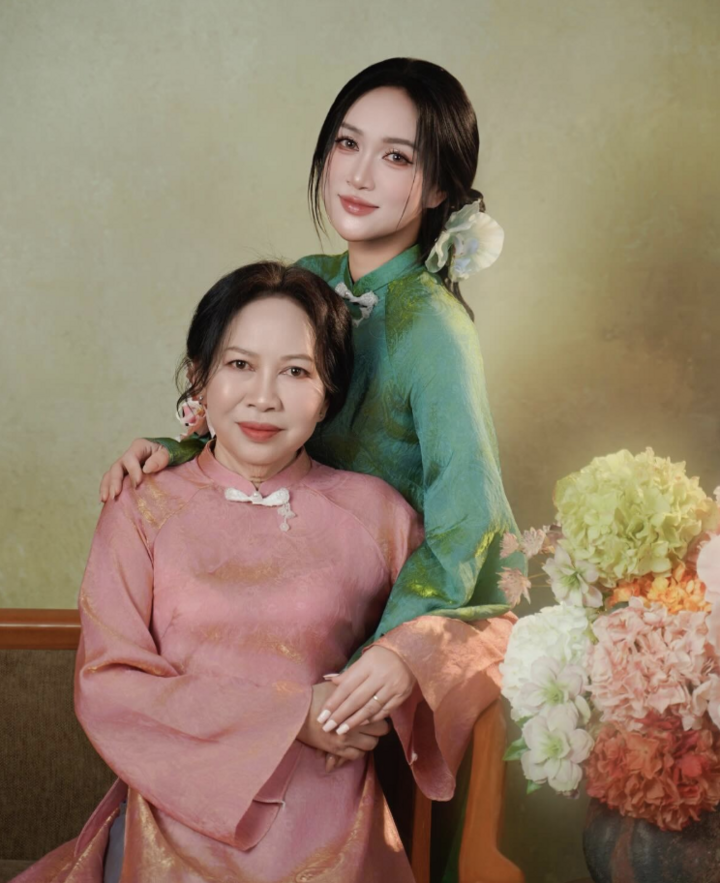 Tặng mẹ một buổi chụp ảnh chuyên nghiệp giúp lưu giữ thanh xuân, nụ cười và những khoảnh khắc đáng nhớ.