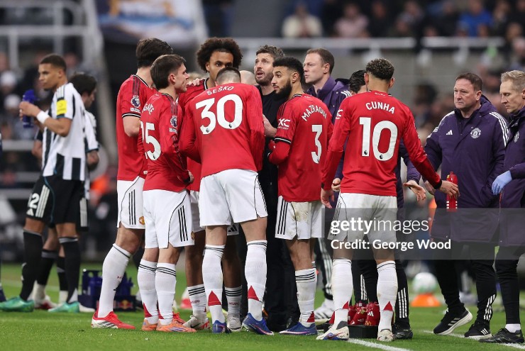 MU đã thua trận đầu tiên tại Ngoại hạng Anh dưới thời Carrick&nbsp;