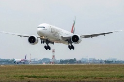 Một số máy bay mắc kẹt ở Nội Bài được khai thác trở lại