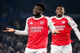 Nóng bảng xếp hạng Ngoại hạng Anh: Arsenal bỏ xa Man City, MU lỡ thời cơ bứt phá