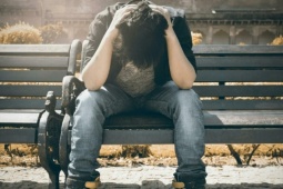 Nỗi đau của những đứa trẻ 'phải giỏi hơn bố mẹ'