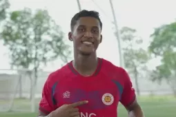 Tuyển Việt Nam có thể đón thêm cùng lúc 4 cầu thủ Việt kiều