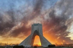 "Mọi thứ đang sụp đổ", Phương Tây chỉ ra sai lầm chết người của Mỹ ở Iran