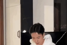 Mái tóc ngày càng ngắn của Angela Phương Trinh