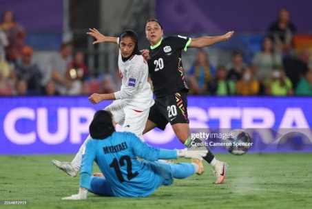 Video bóng đá nữ Australia - Iran: Áp đảo hoàn toàn, "vùi dập" đối thủ (Asian Cup)