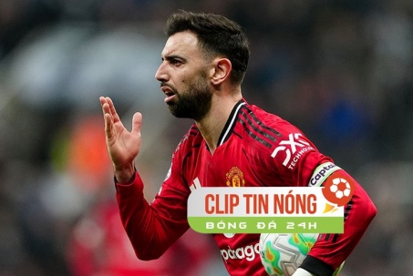 Fernandes "lập công chuộc tội" cho MU, áp sát kỷ lục của Beckham (Clip tin nóng)