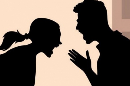 Cãi nhau với vợ giữa đường, chồng nhận bài học nhớ đời