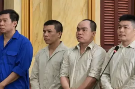 Tuyên án băng nhóm chĩa súng vào đầu giám đốc chi nhánh ngân hàng, ép ký giấy nợ