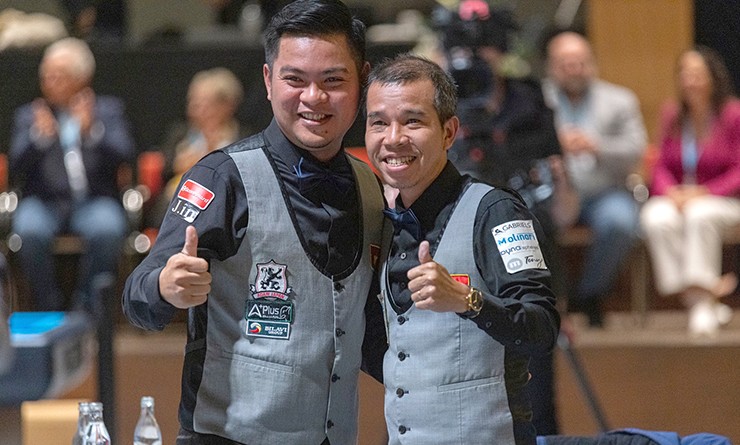 Quyết Chiến (phải) được giới chuyên môn và người hâm mộ đánh giá cực cao ở thời điểm hiện tại