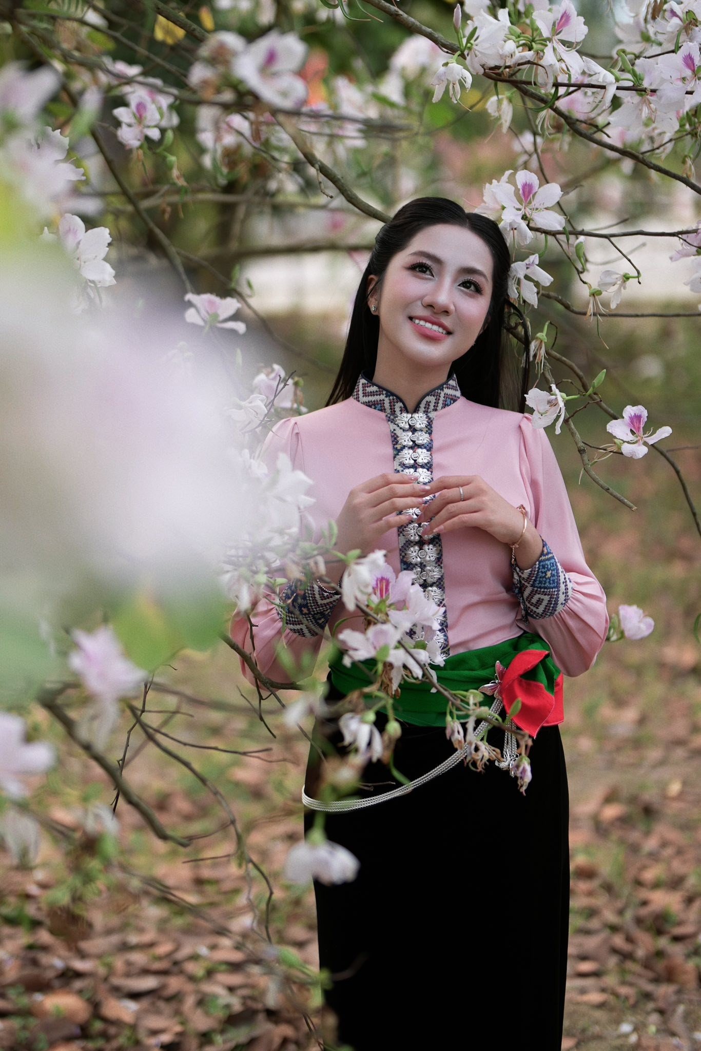 Dàn người đẹp du Xuân dịp đầu năm: Hoa hậu Hà Trúc Linh có hành trình ý nghĩa - 3