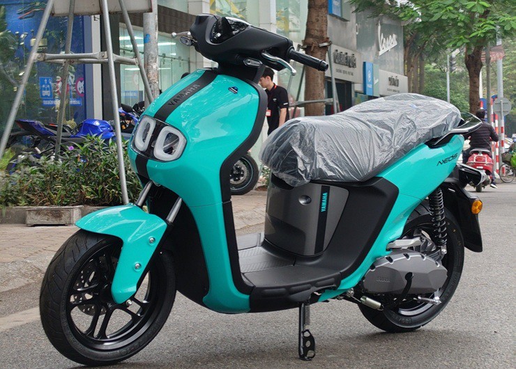 Xe máy điện - món quà thiết thực tặng chị em dịp 8/3 - 2