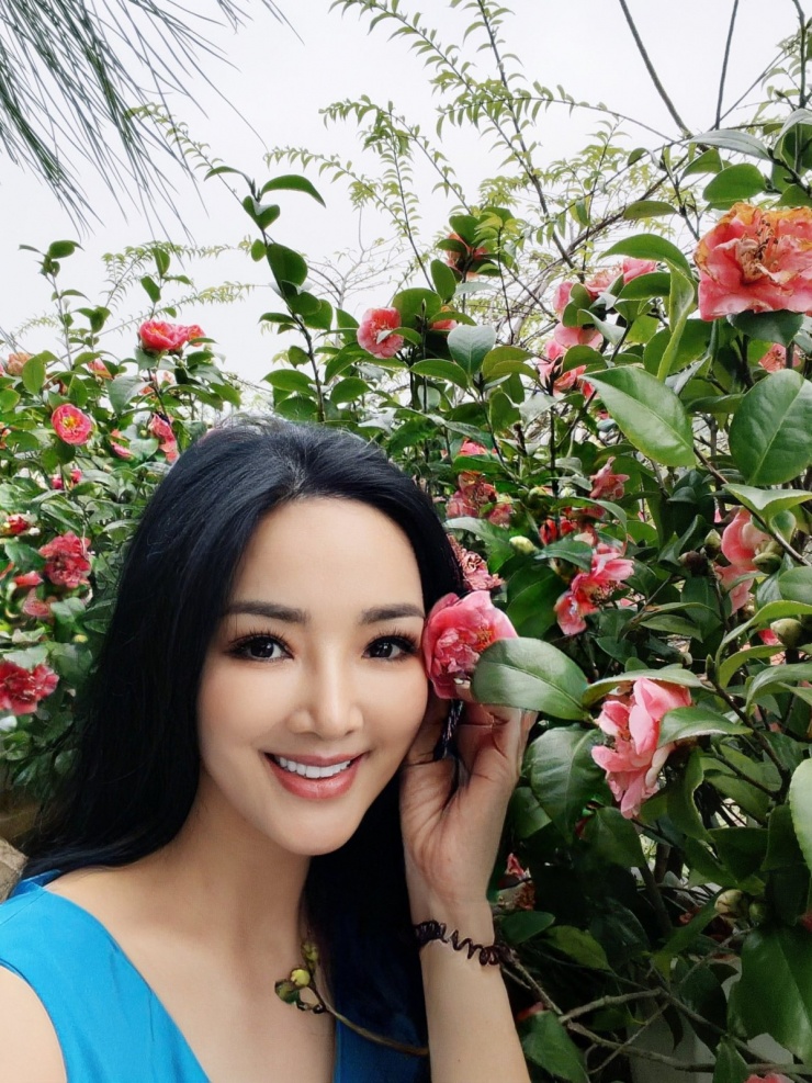 Khu vườn trĩu quả ngoài ban công của Giáng My - 6