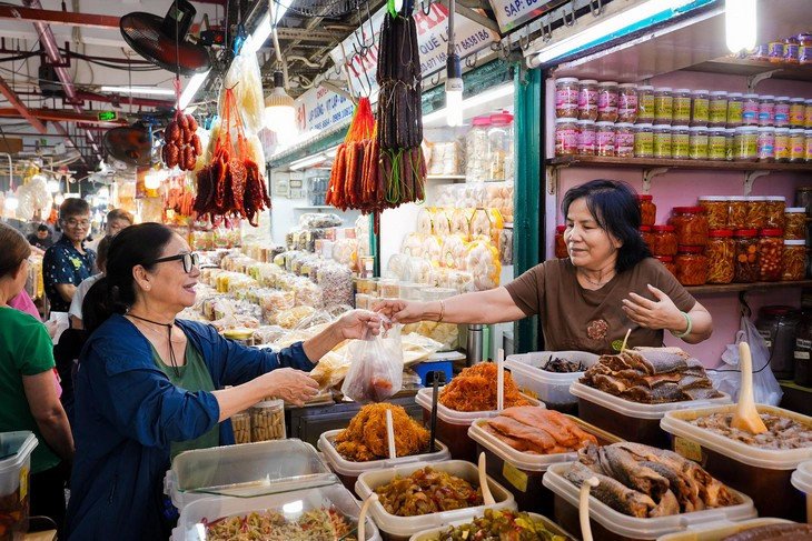 Hộ kinh doanh có doanh thu trên 500 triệu đồng/năm sẽ phải nộp thuế