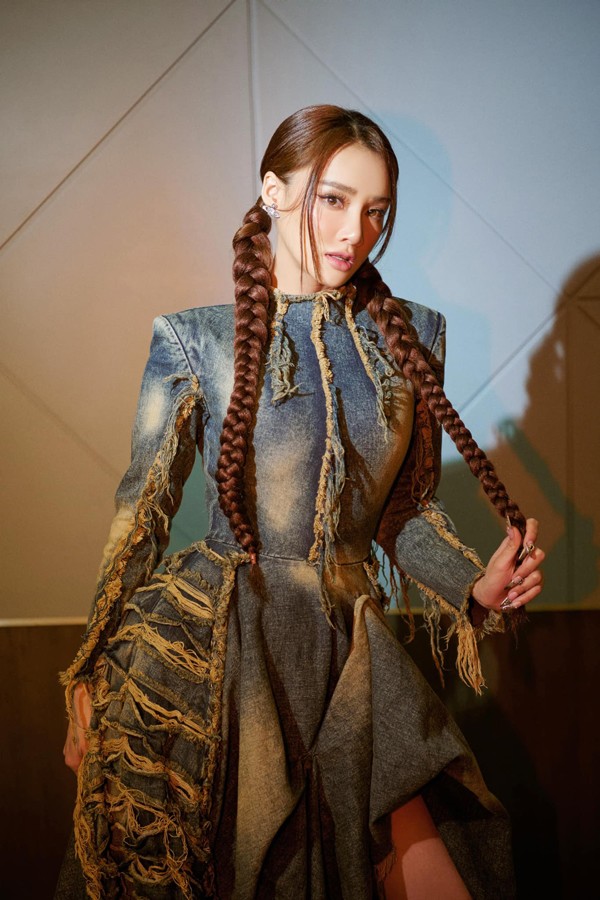 Việc giảm cân đúng cách khiến Nhã Phương giữ được sức khỏe và ngày càng trở nên xinh đẹp, được nhiều thương hiệu ưu ái.