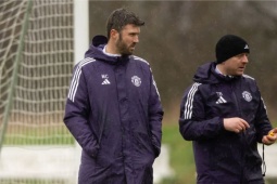 MU lộ điểm yếu thể lực: Phương pháp mới phản tác dụng, Carrick cần thay đổi gấp