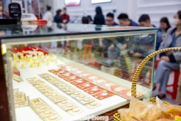 Lý do giá vàng bạc lao dốc