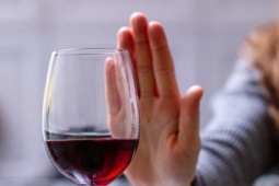 3 dấu hiệu cảnh báo cơ thể gặp nguy hiểm sau khi uống rượu