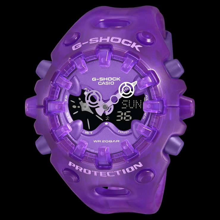 Casio&nbsp;G-Shock GA-V01 có giá bán khoảng 4 triệu đồng.