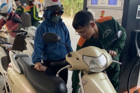 Xăng dầu có loại tăng tới 7.000 đồng/lít: Vì sao chưa chi Quỹ Bình ổn ngàn tỉ?