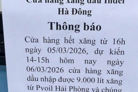 Cây xăng treo biển hết xăng ở Hà Nội bán trở lại với thông báo "bán cho đến khi hết hàng"