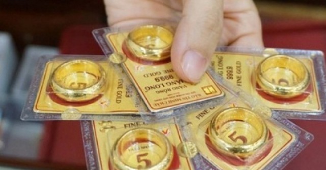 Chốt giá vàng hôm nay ngày 6/3 đồng loạt giảm r...