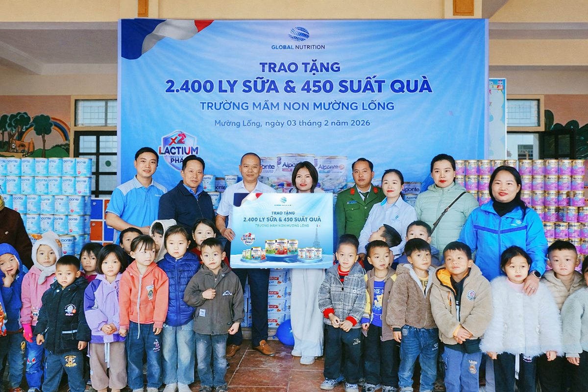 Global Nutrition trao tặng quà cho Trường mầm non Mường Lống, Nghệ An
