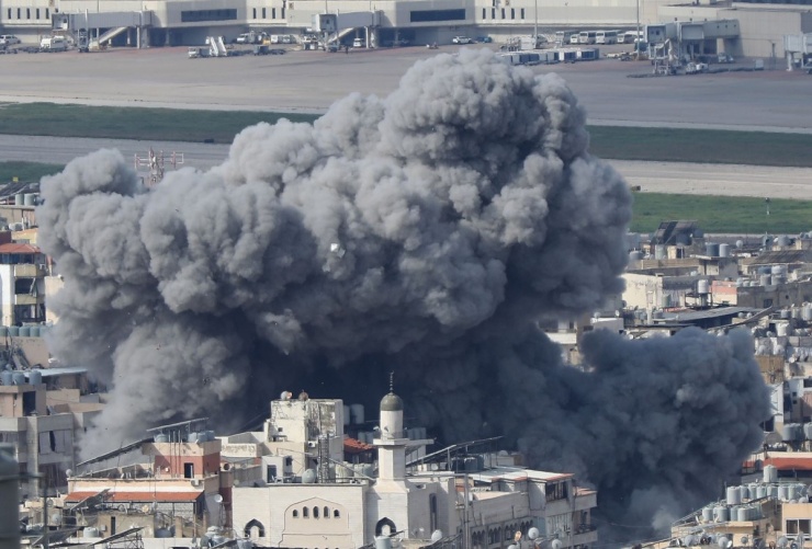 Iran phát động 3 đợt tấn công liên tiếp vào Israel trong đêm - 1