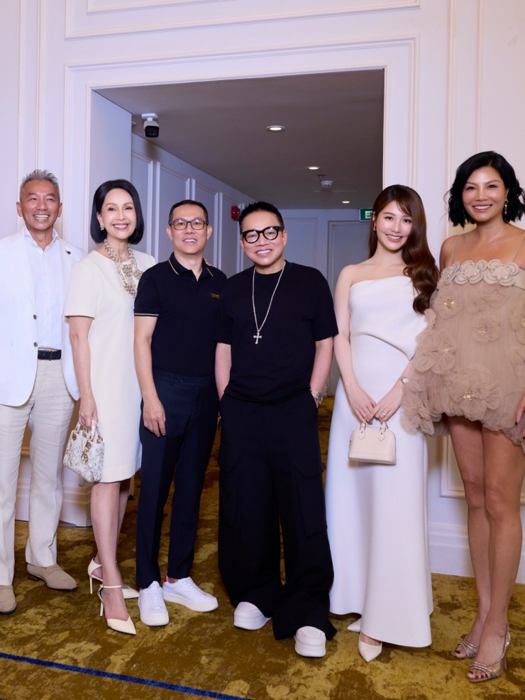 Ảnh sao 7/3: Ngọc Anh 3A, Đoan Trang thăm penthouse của Hồng Nhung - 9