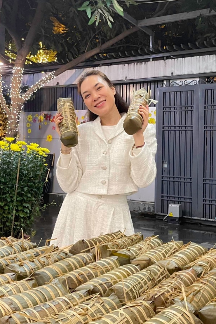 Kiểu trang phục được Mỹ Tâm 'sắm cả lố' diện quanh năm - 8