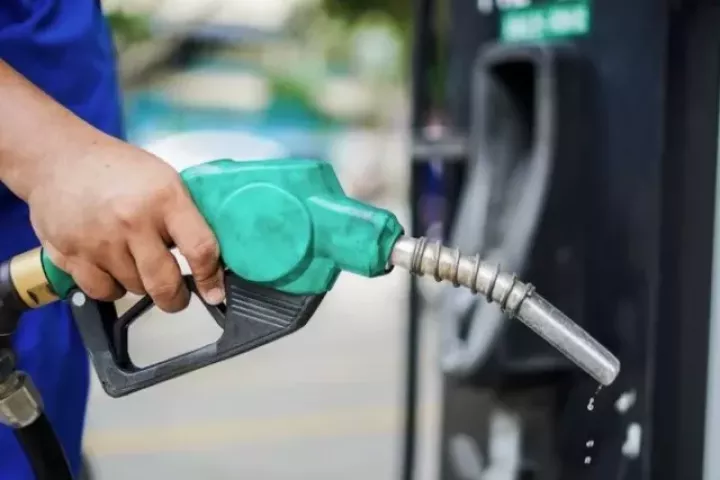 Bộ Công Thương kích hoạt các kịch bản ứng phó biến động xăng dầu