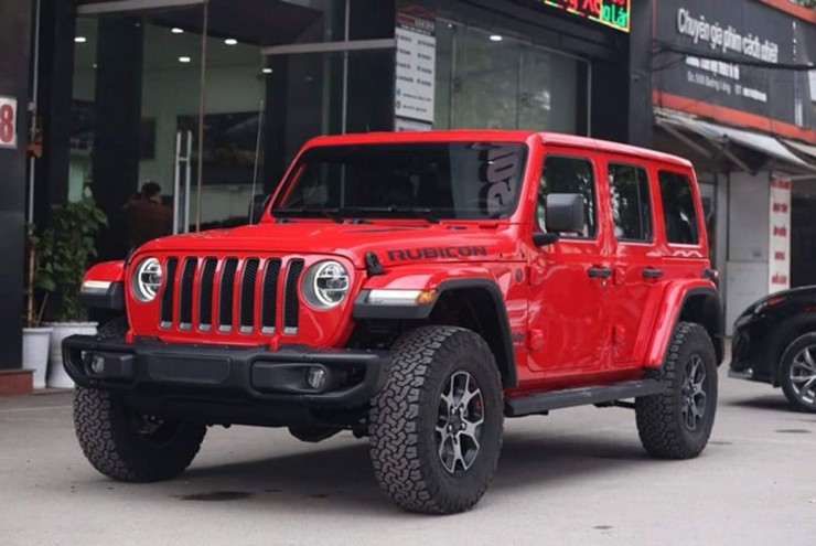 Jeep triệu hồi Gladiator và Wrangler do lỗi đèn cảnh báo động cơ tại Việt Nam