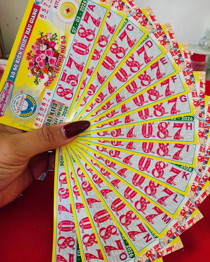Sáng 7-3, lộ diện nhiều người trúng thưởng lớn xổ số miền Nam - 3