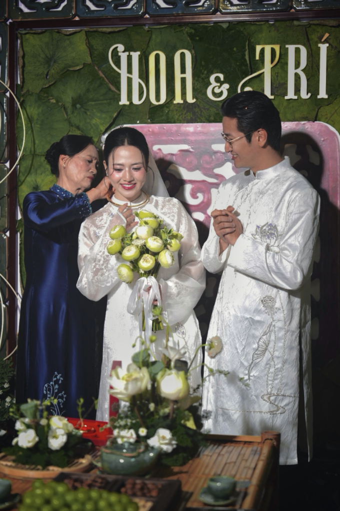 Lễ ăn hỏi đậm chất Bắc Bộ của Việt Hoa, Trọng Trí - 1